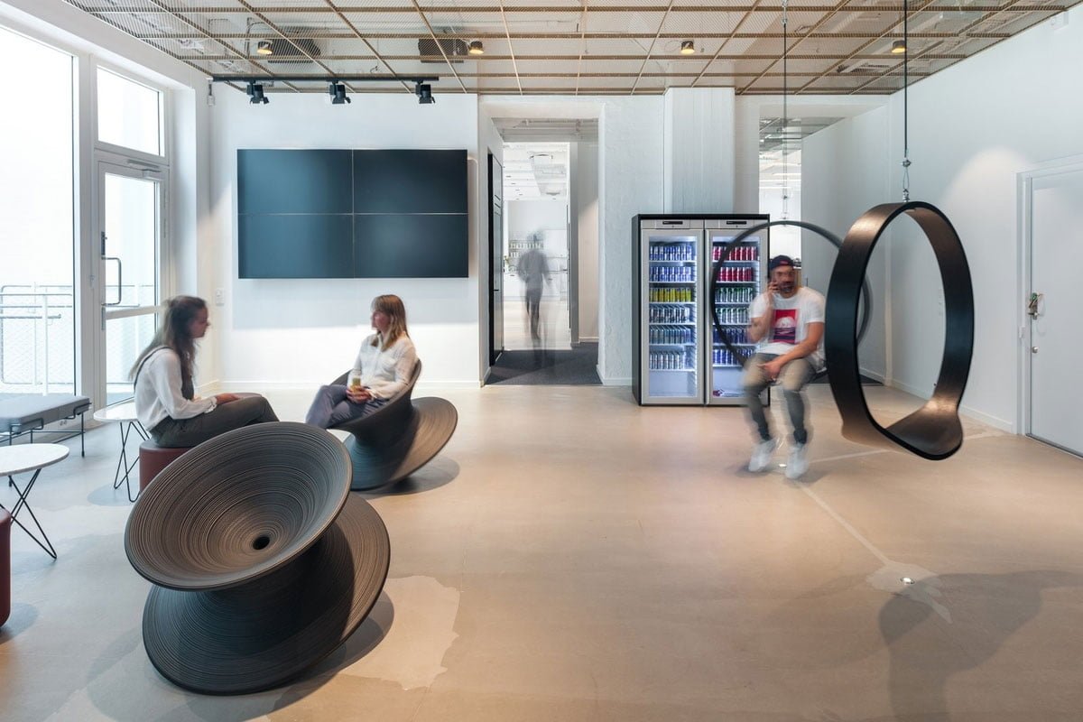 red-bull-estocolmo-escritorio-arquitetura-com-limao-07
